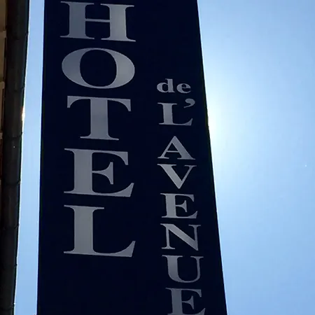 De L'avenue Hotel 2*