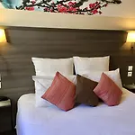 De L'avenue Hotel