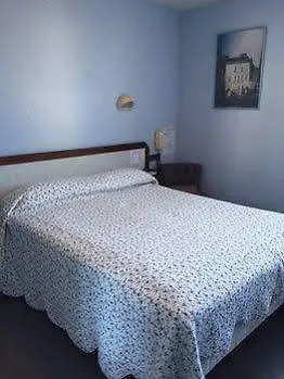 De L'avenue 2* Tarbes