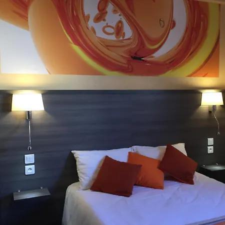 Hotel De L'avenue 2*