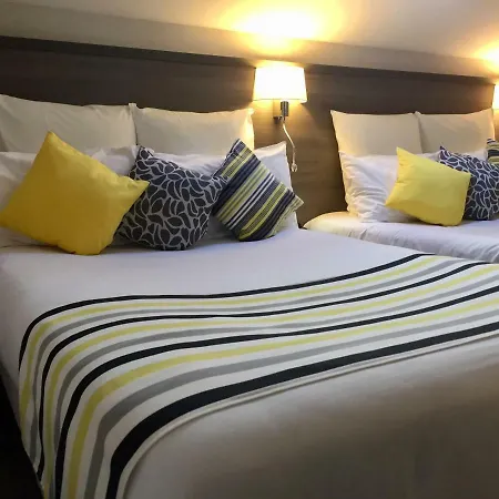 Hotel De L'avenue 2*