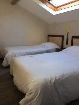 De L'avenue 타르브