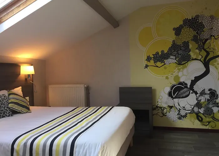 호텔 De L'avenue 타르브